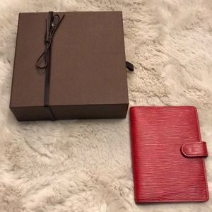 Louis Vuitton - Red Epi PM Agenda